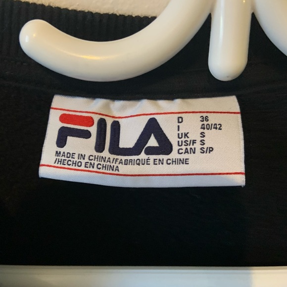 Fila black crewneck sweatshirt size S - Picture 3 of 6